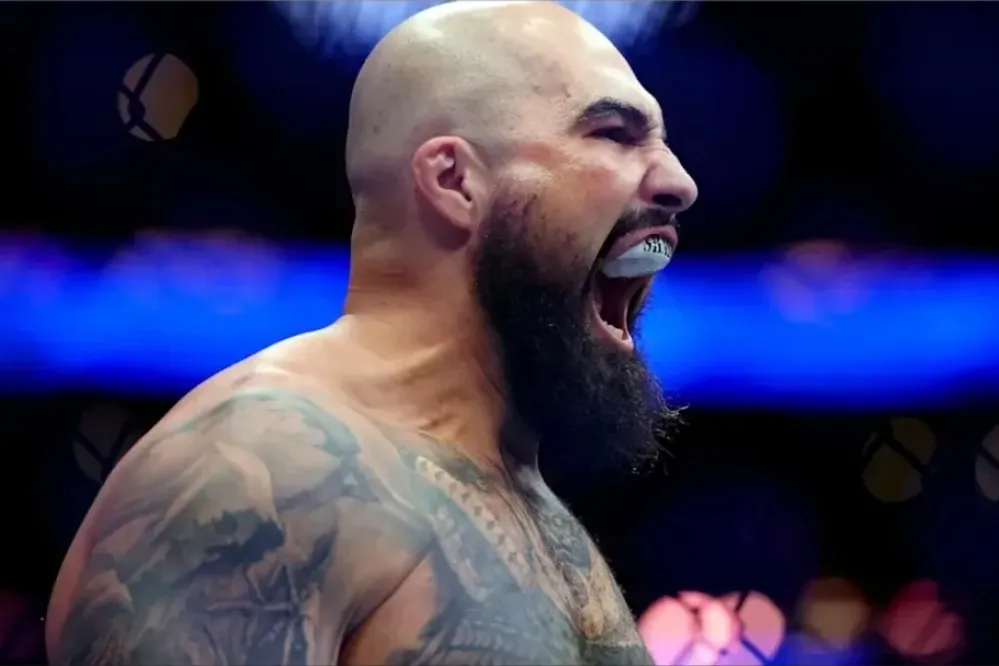 خبرگزاری آریا - قهرمان المپیک فقط 12 ثانیه دوام آورد؛ پیروزی تاریخی مبارز فلسطینی در UFC